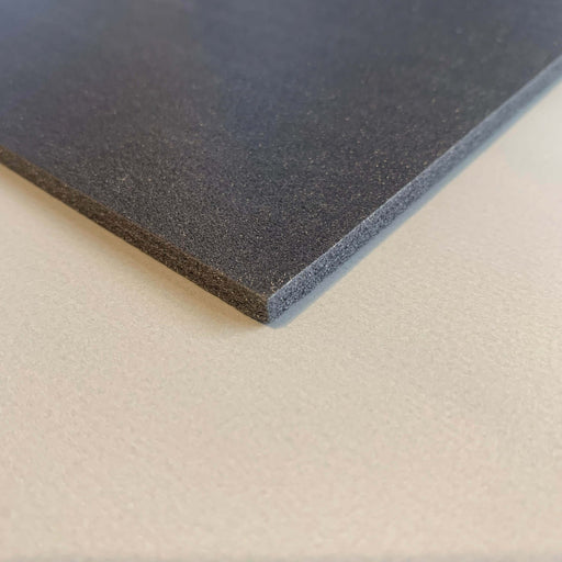 Foamboard natural 5mm 100x140 zwart (20 platen) - foamboarden.nl